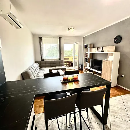 Apartment Ines