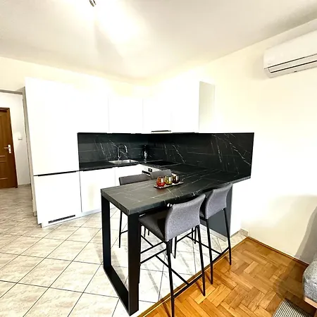 Apartment Ines *